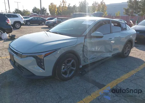 2025 Kia K4 Lxs from USA, damaged, VIN 3KPFT4DE1SE145881